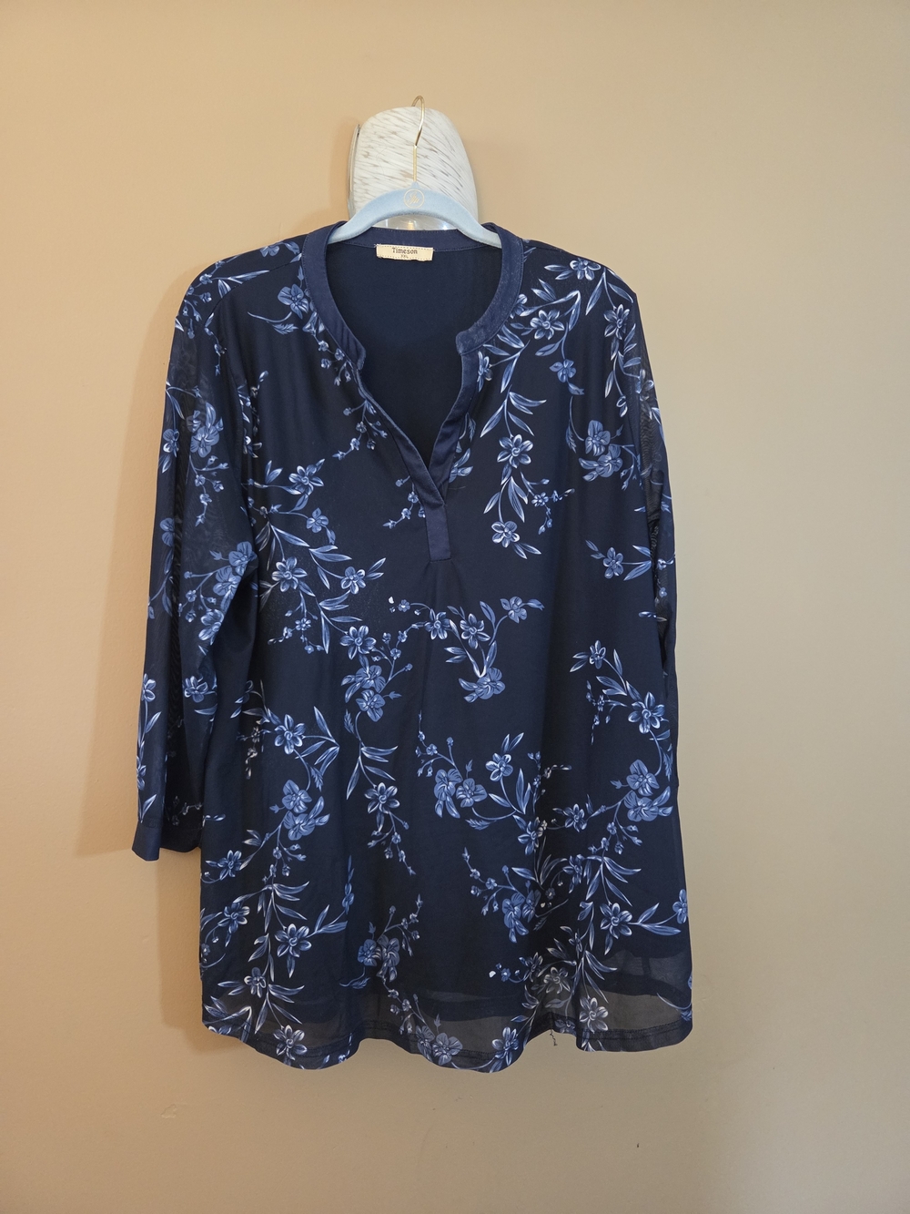 Women’s Navy Floral Tunic Top - Classic Comfort